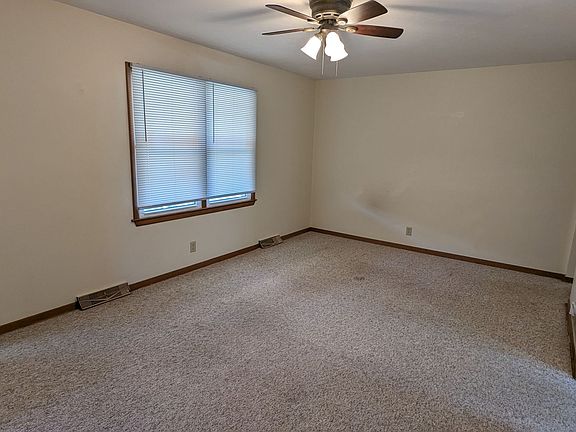 2nd image of 2812 1/2 4th Ave