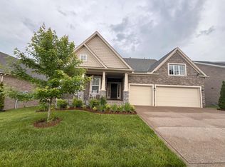 5080 Winslow Dr, Mount Juliet, TN 37122