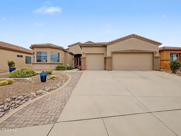 2329 W Calle Balaustre, Green Valley, AZ 85622