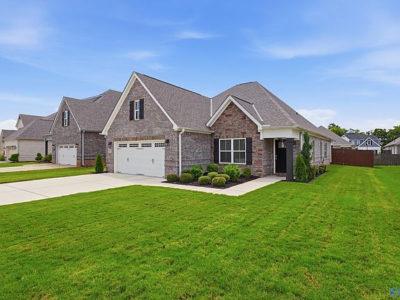 3rd image of 370 Lionel Allen Way