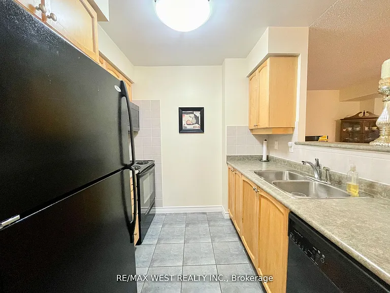 710 Humberwood Blvd #806 — Photo 6
