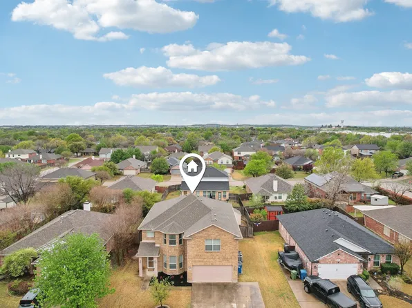 208 Wenrick Dr, Roanoke, TX 76262