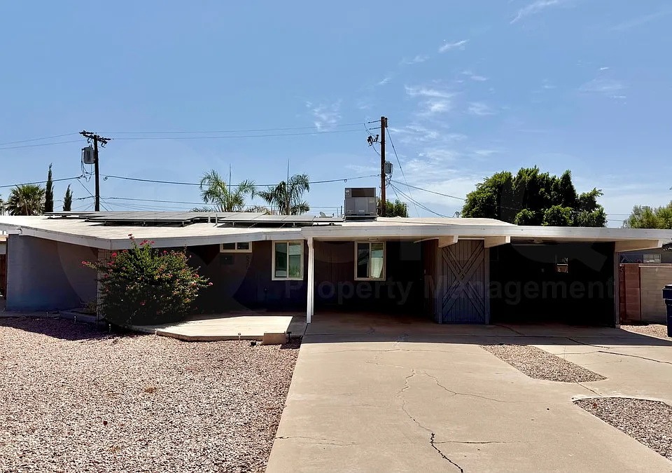 525 N Vine St