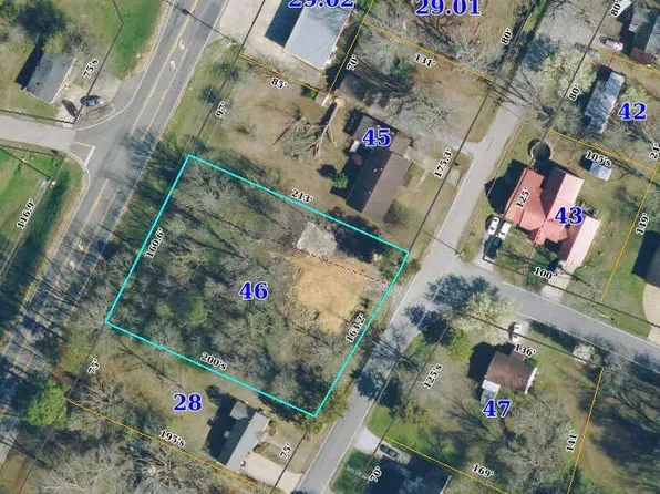 403 S 3rd St, Baldwyn, MS 38824