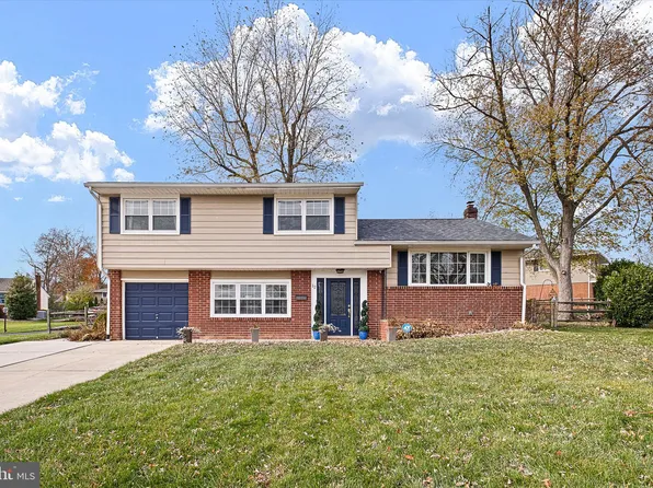 12 Toby Ct, Wilmington, DE 19808