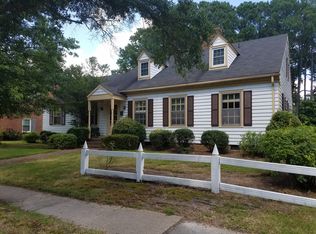 6830 Gardner Dr, Norfolk, VA 23518