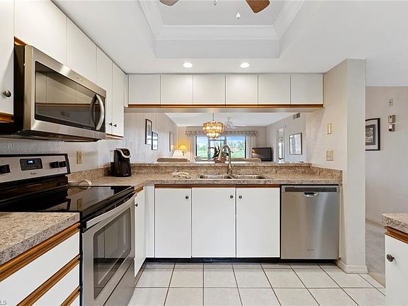 5th image of 16440 Kelly Cove Dr APT 2810