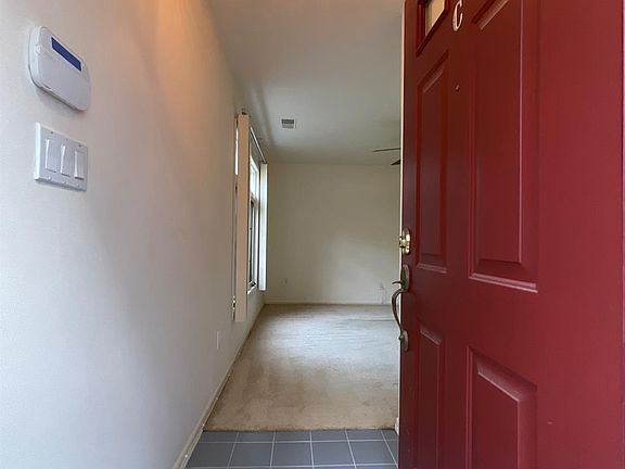 3rd image of 81 Winthrop Rd #C