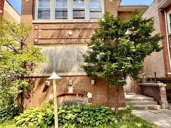 1431 N Austin Blvd, Chicago, IL 60651