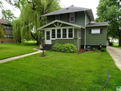 910 6th St, Sheldon, IA, 51201