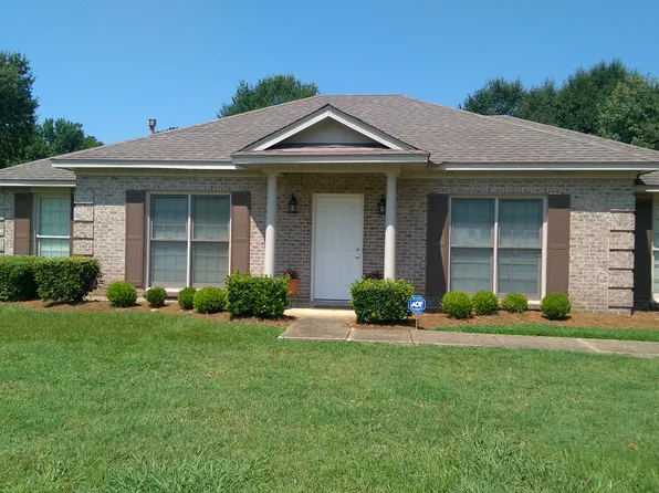 6231 Woodmere Blvd, Montgomery, AL 36117