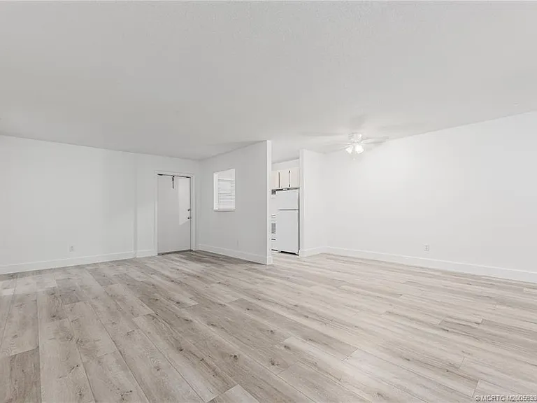 660 SW Bryant Ave #10 — Photo 1