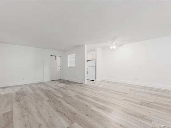 660 SW Bryant Ave #10, Stuart, FL 34994