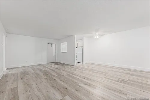660 SW Bryant Ave #10 Photo 1