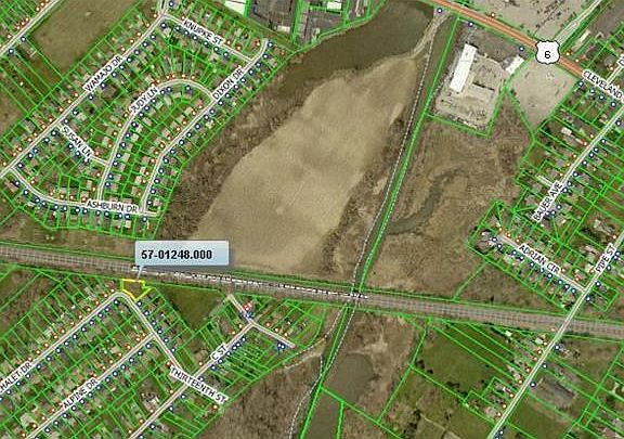 3rd image of Chalet Dr