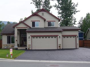 16932 Hideaway Ridge Dr, Eagle River, AK 99577