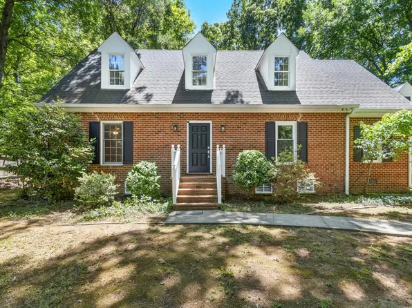 209 Butternut Dr, Chapel Hill, NC 27514
