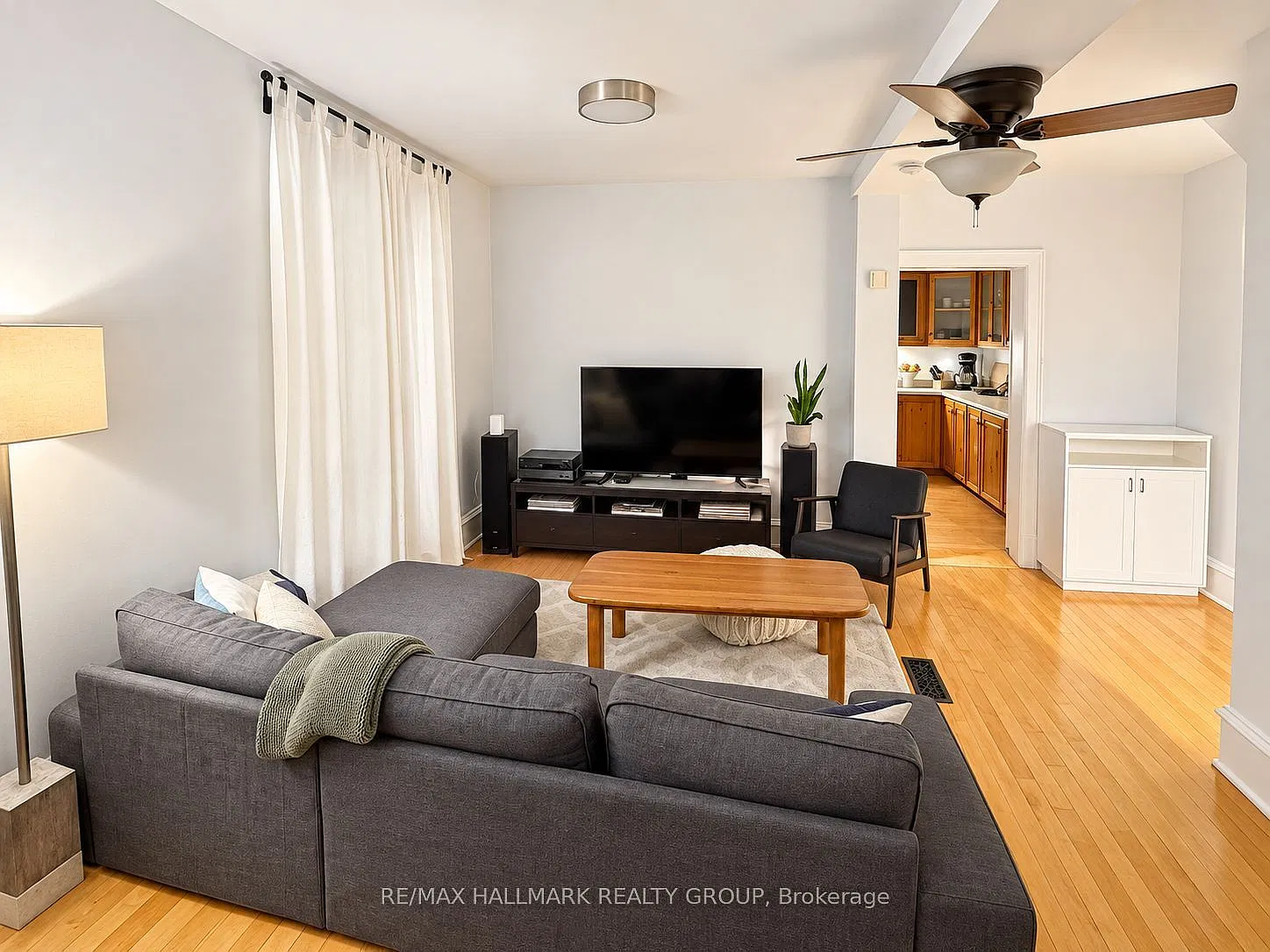 2 bed, $2,600 — Photo 3