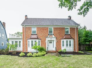 3320 Lee Rd, Shaker Heights, OH 44120