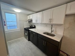 447 Livingston St #1A, Elizabethport, NJ 07206