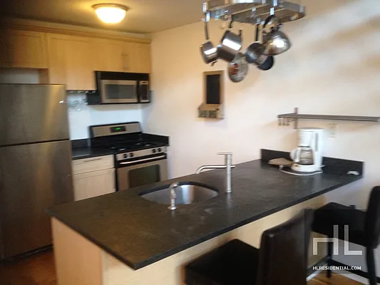 Rented by Highline Residential | media 4