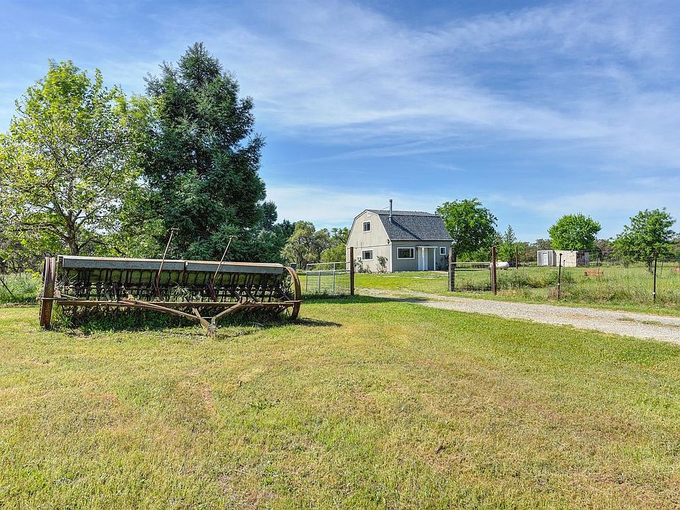 1st image of 3140 Silky Oak Dr