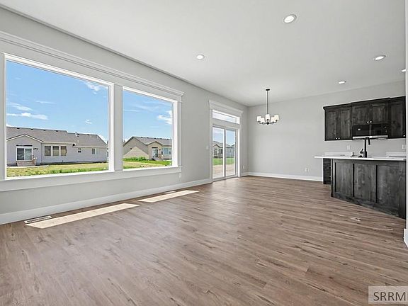 2nd image of 3148 Elixir Rd