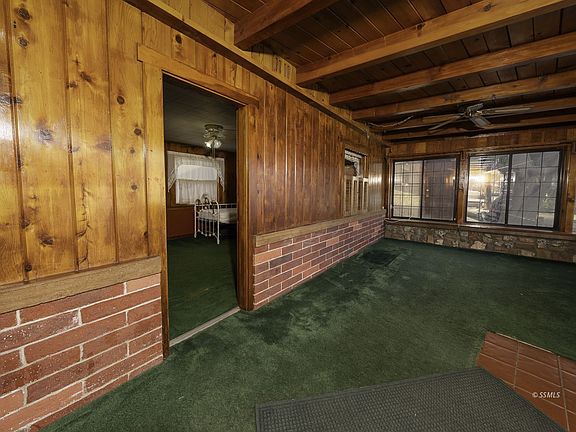 2nd image of 233 W Church Ave