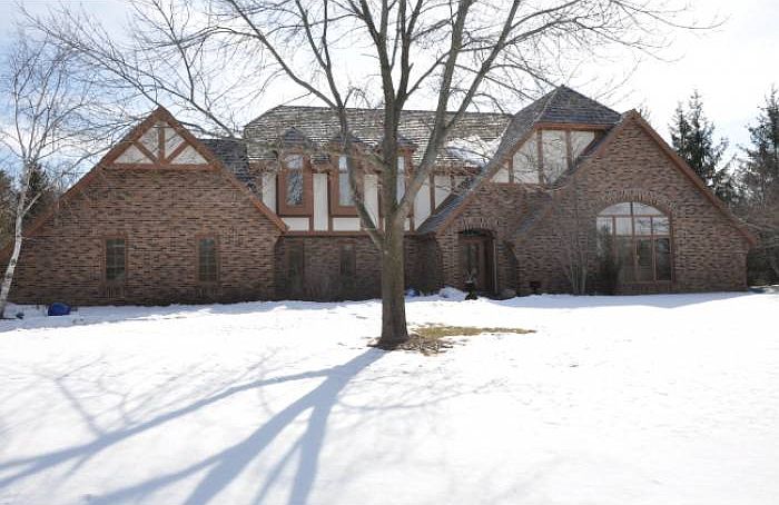 Front View of Home