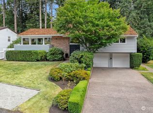 208 130th Pl NE, Bellevue, WA 98005