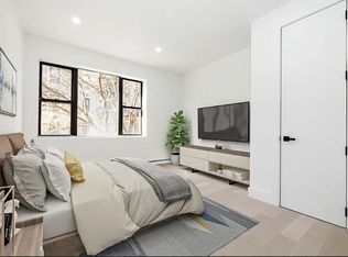 163 1st Ave #2, New York, NY 10003