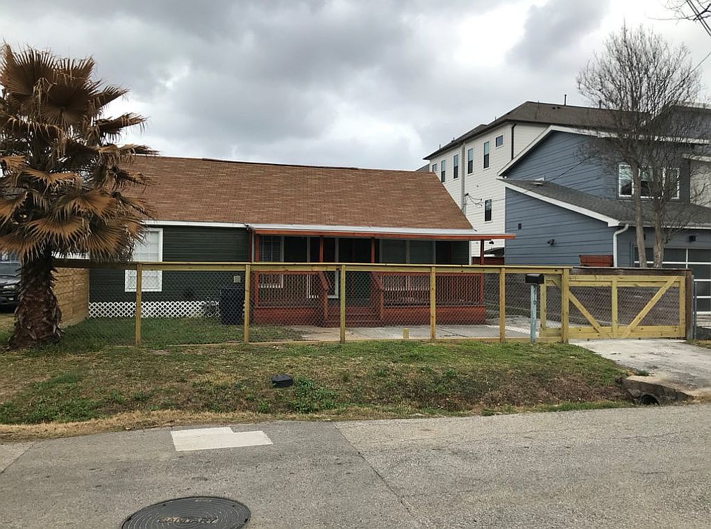 5910 Petty St, Houston, TX 77007 Zillow