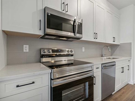 5th image of 1802 S Mahogany Blvd SE #3117