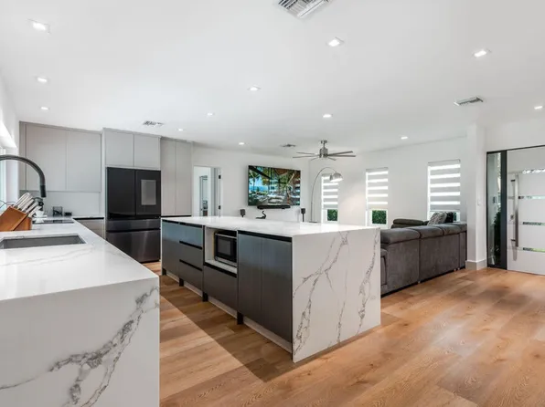 115 Saint Cloud Ln, Boca Raton, FL 33431