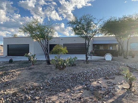 3rd image of 7850 N Paseo Del Norte