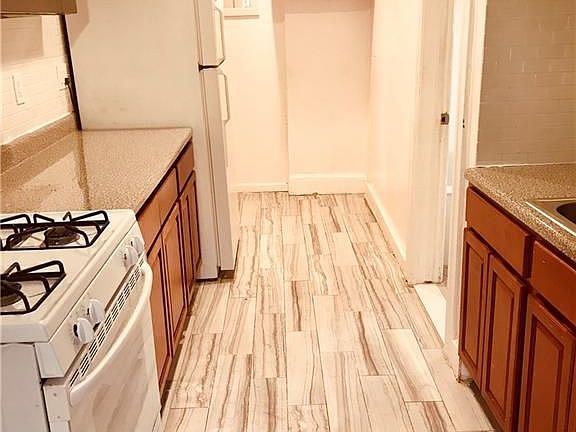5th image of 31 Norwood Ave #3R