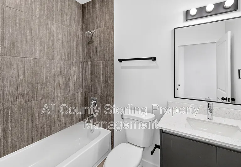 1611 NW 29th Rd #3 — Photo 20