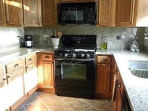 4th image of 321 Annandale Dr
