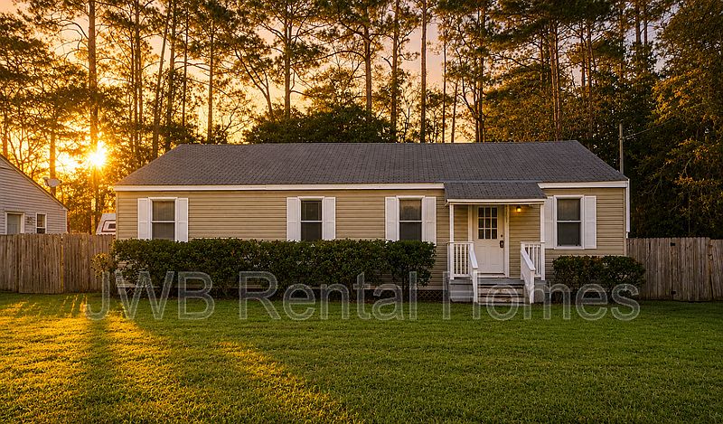 1st image of 5363 Tequesta Ct