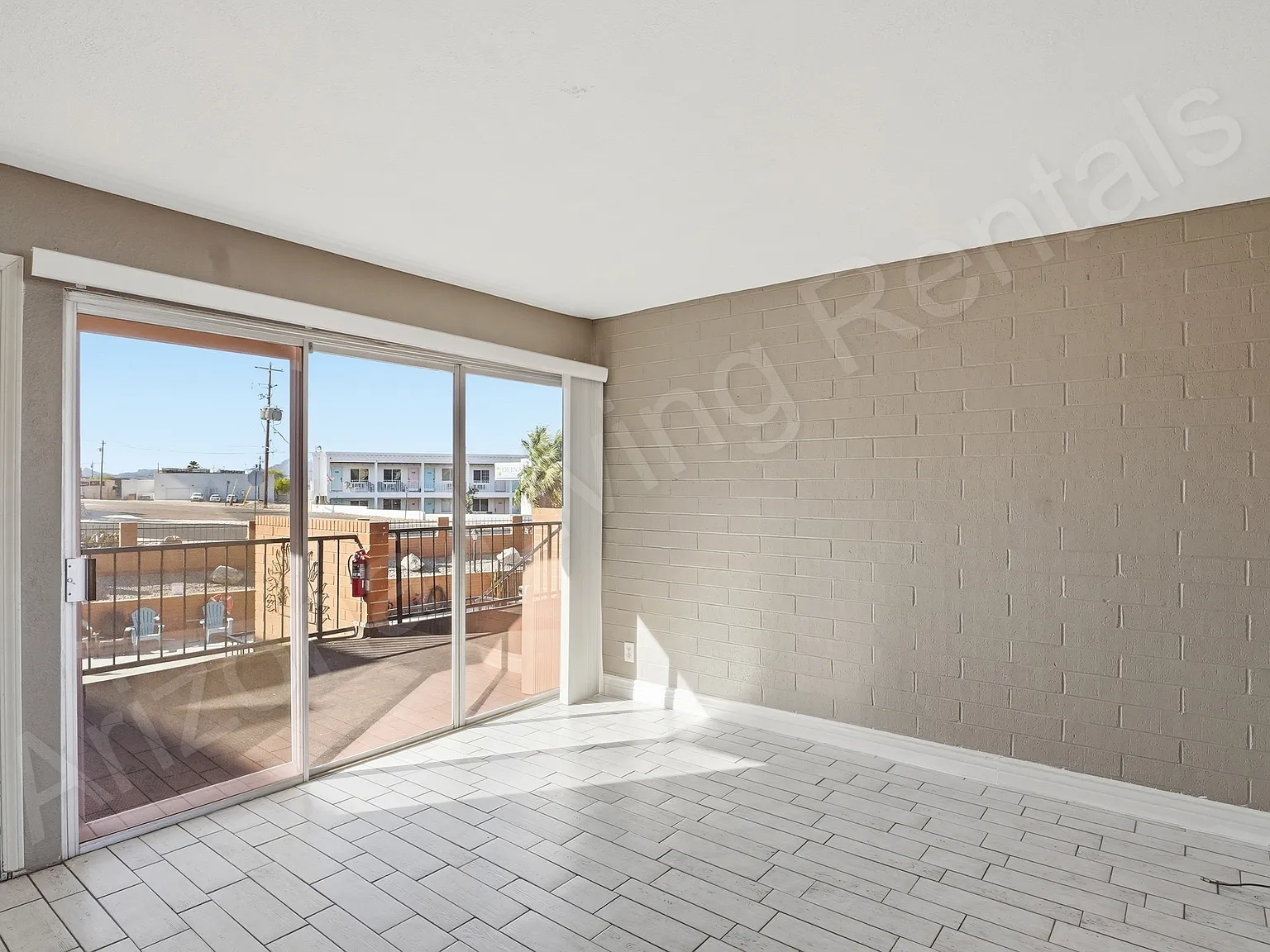 2 bed, 868 sqft, $1,025 — Photo 4