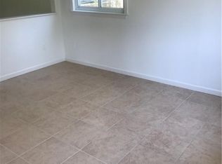 1811 Beall Dr, Hampton, VA 23663