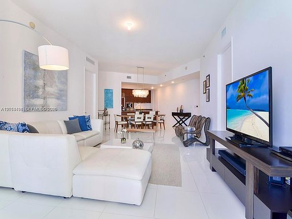 4th image of 15811 Collins Ave APT 2703