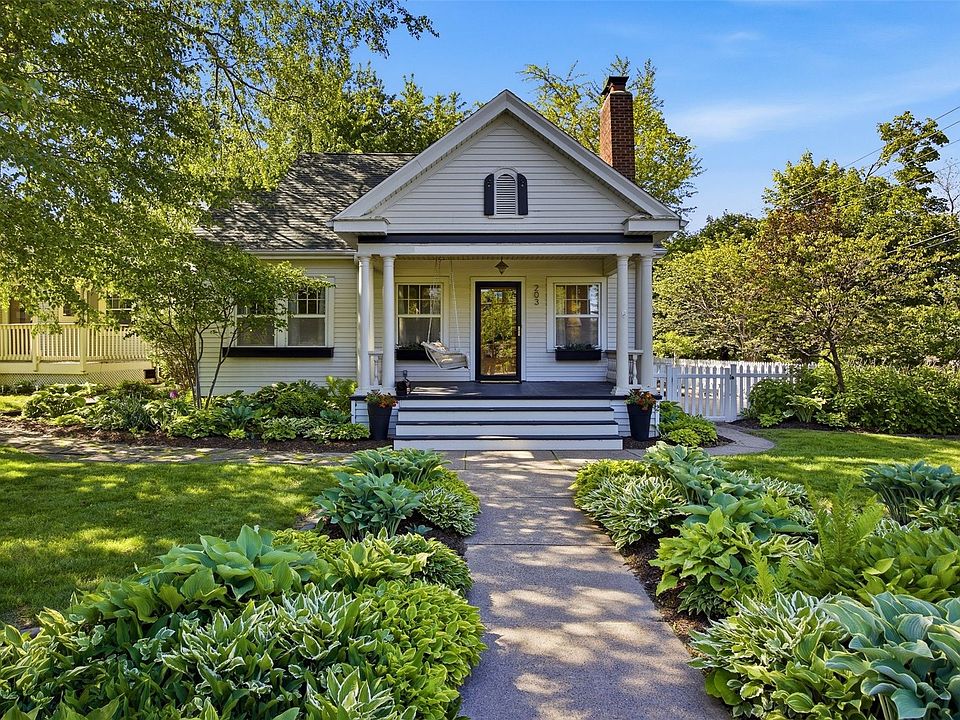 1st image of 203 25th Street Dr SE