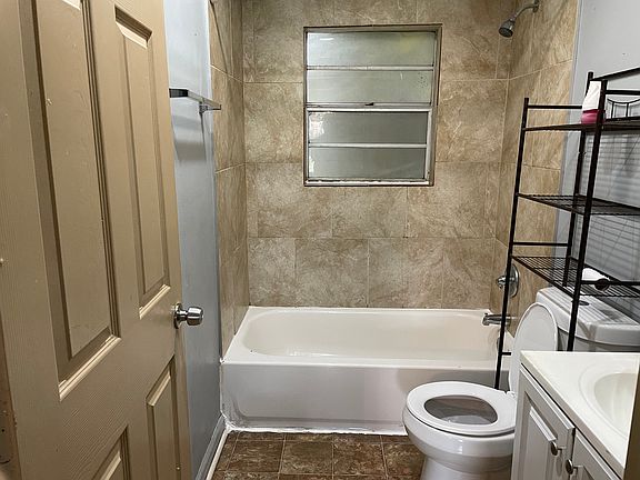 2nd image of 4735 Avenue A