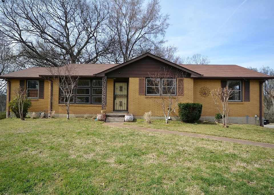 1st image of 511 Glenpark Dr