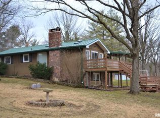 2332 Old State Rd, Jacksonville, IL 62650