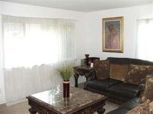 3rd image of 3456 Lapland Dr
