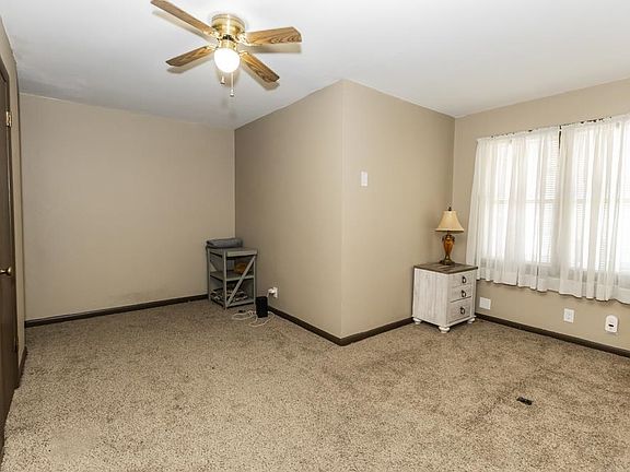 5th image of 143 S 11th St