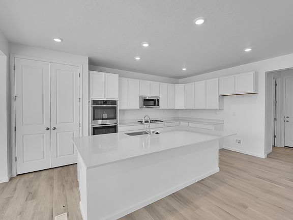 2nd image of 2003 E Burger St #1242