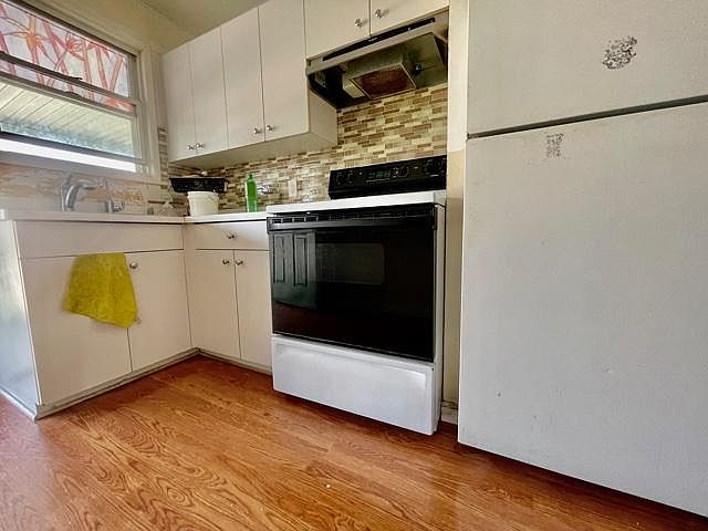 1st image of 80 Pocantico St